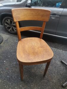 45x Horgenglarus Stühle restauriert