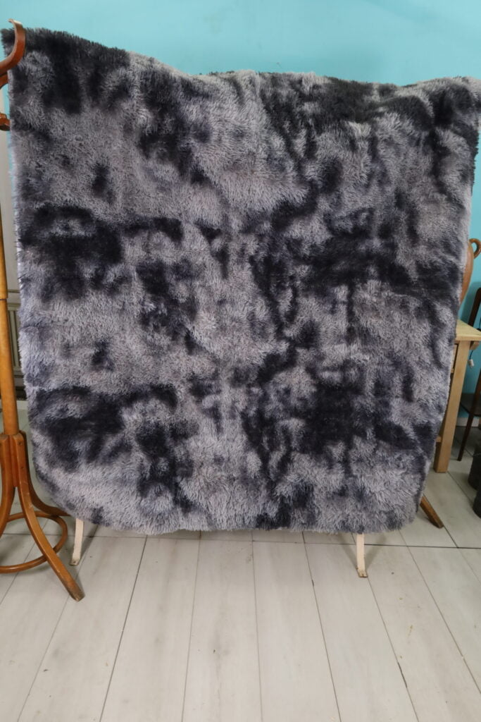 Large Carpet Grey