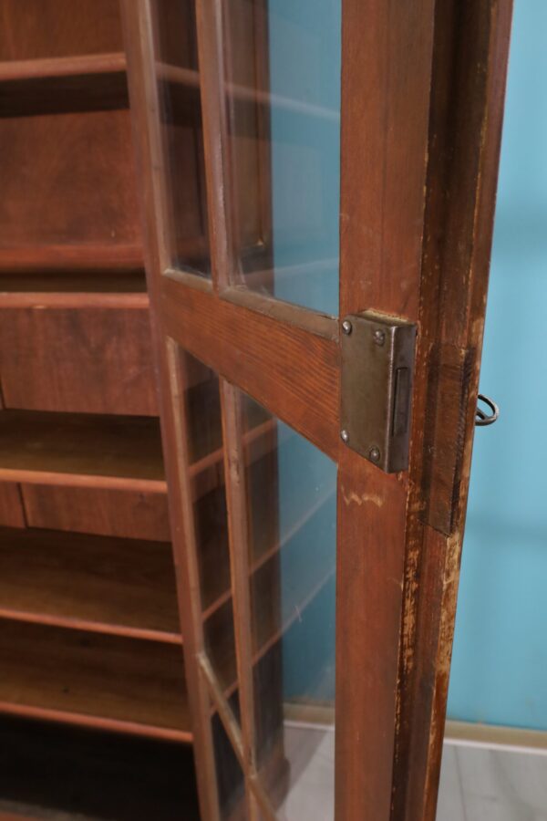 Antique slim glass cabinet - Image 8 | bevintage.ch
