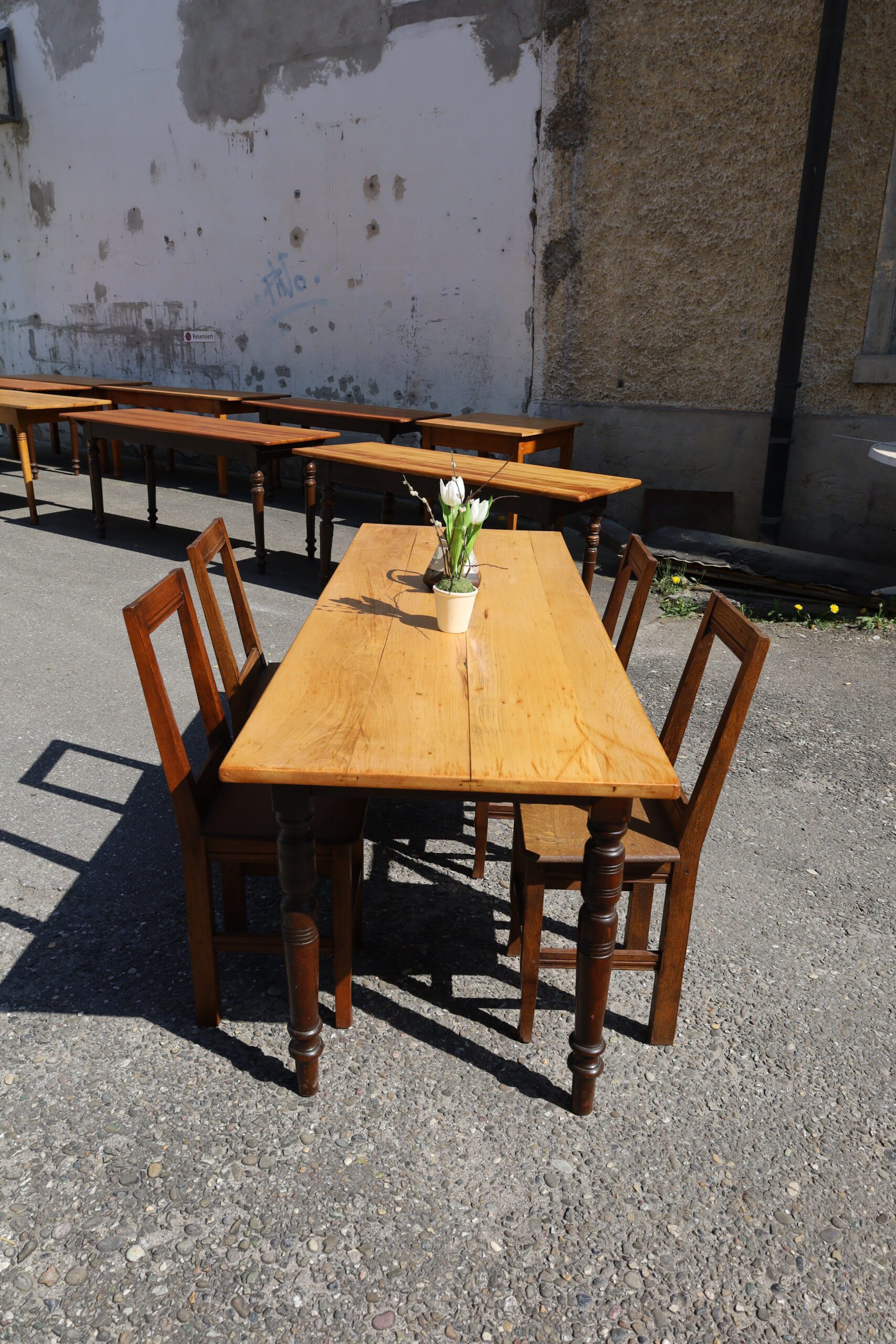 Solid beech wood dining table - Image 7 | bevintage.ch