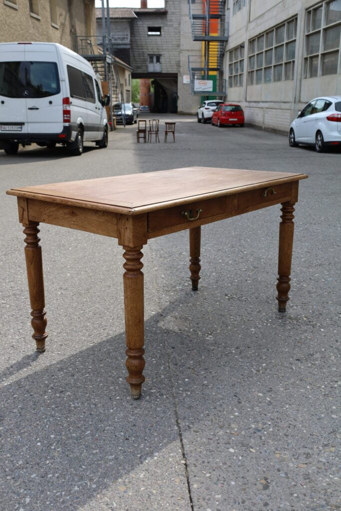 Antique table oak