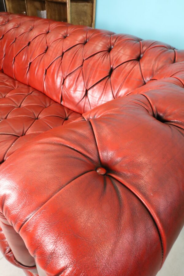 Canapé Chesterfield vintage - Image 3 | bevintage.ch