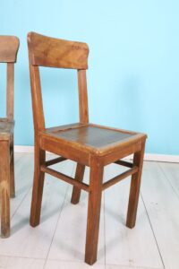 Belgian bistro chairs made of beech wood