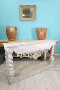 Table console antique de style baroque