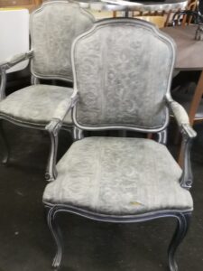 2 Shabby Chic Chippendale Sessel