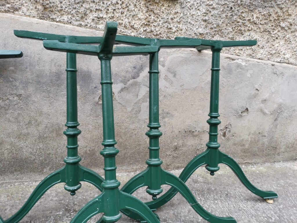 24 pcs green cast iron legs