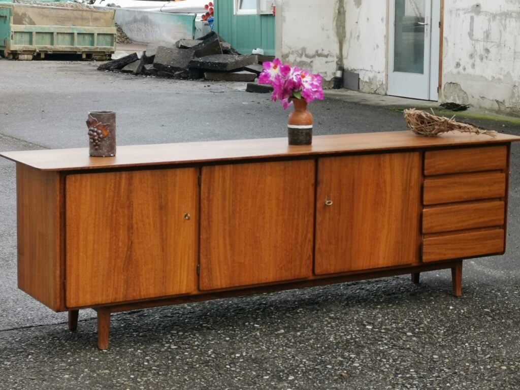 Buffet Sproll Vintage