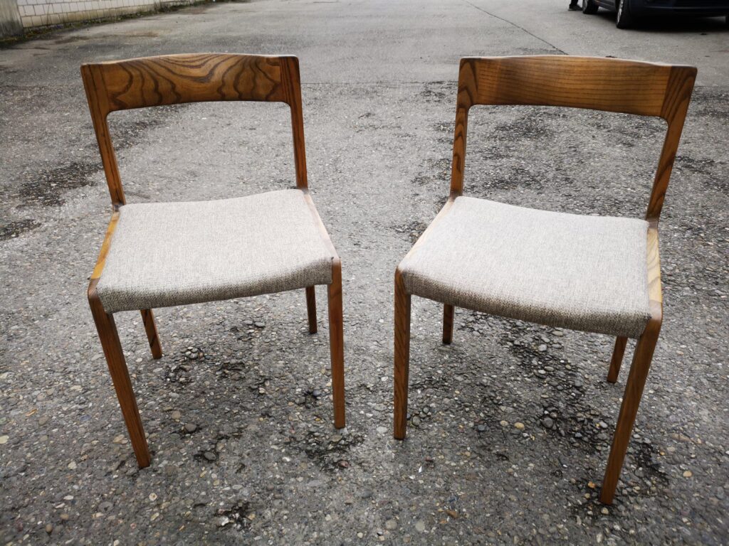 6 Vintage Dining Chairs