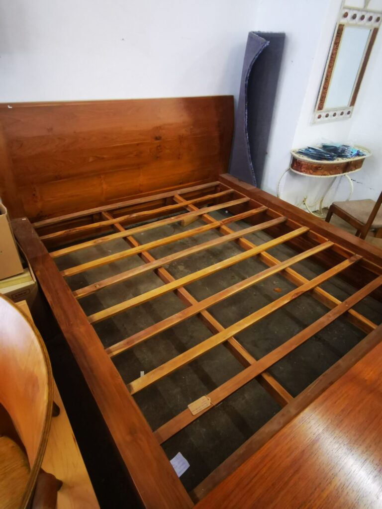 Teak bed, 5 pcs.