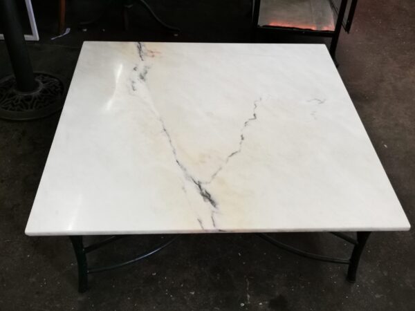 Grande table basse vintage en marbre - Image 6 | bevintage.ch
