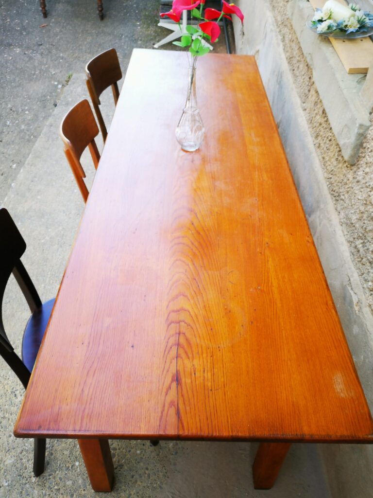 Grande table française antique