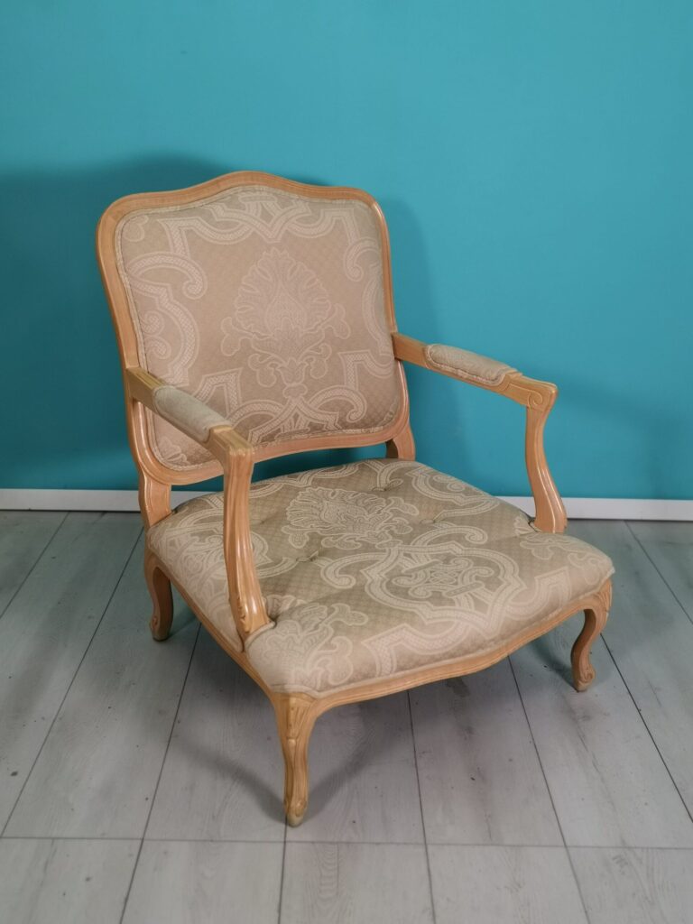 English maple armchair