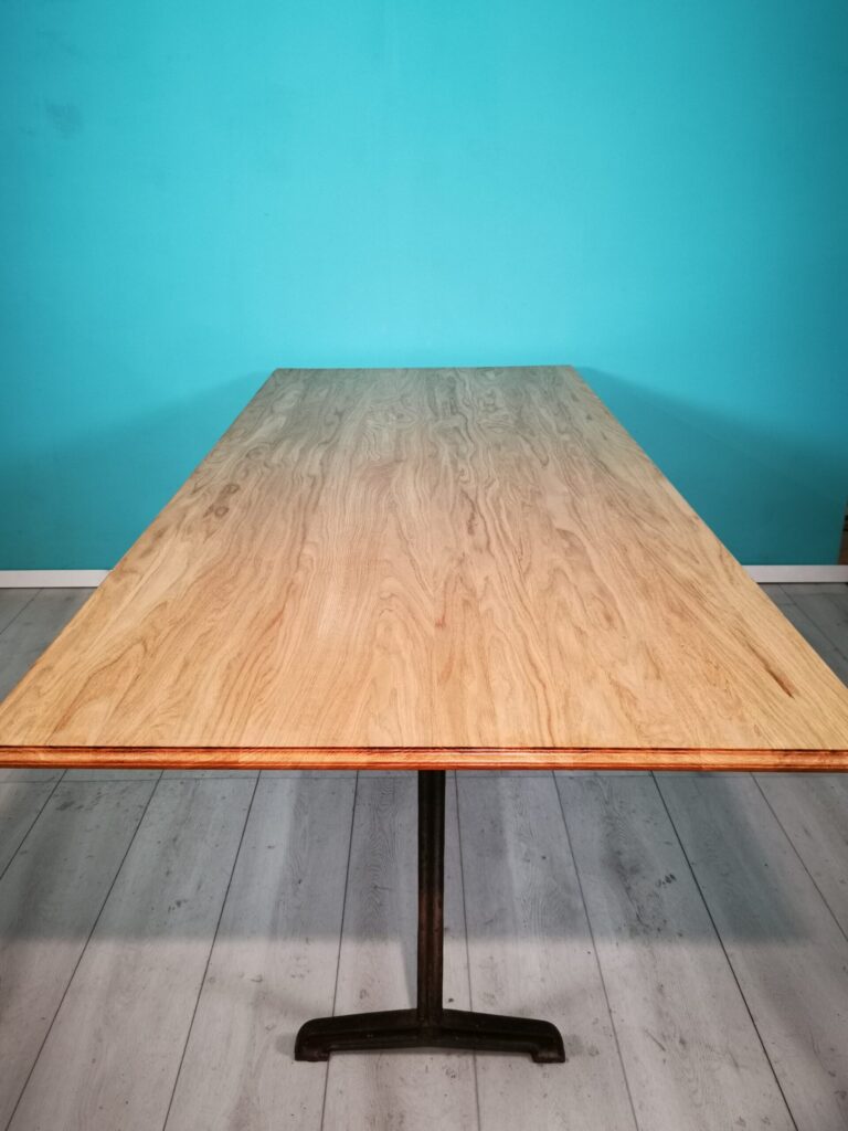 Large Stain Table Oak (New)