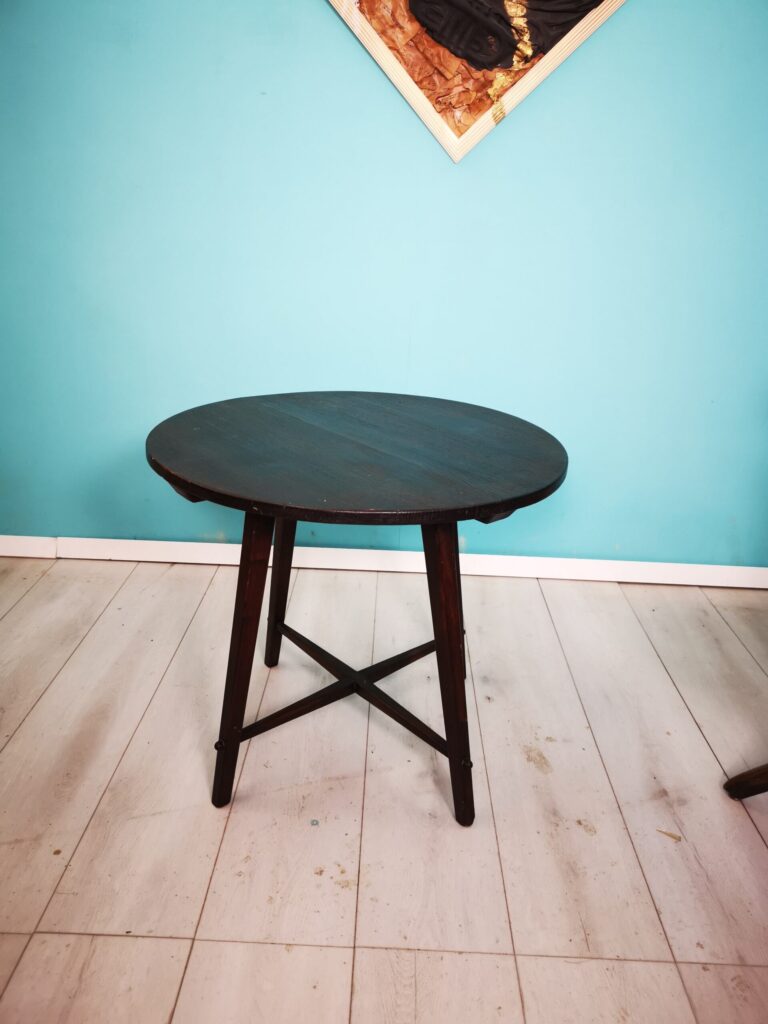 Antique High Quality Oak Side Table