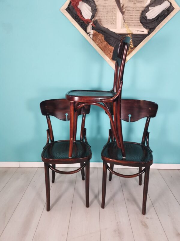 Dark stain chairs - Image 7 | bevintage.ch