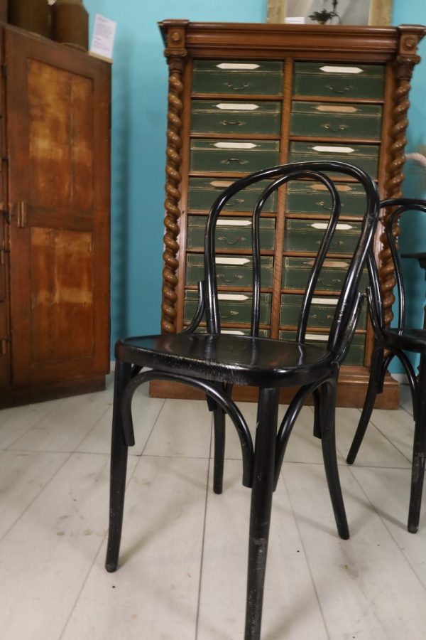 Black bentwood chairs - Image 1 | bevintage.ch