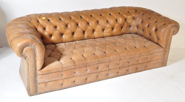 Vintage Chesterfield Sofa - Image 10 | bevintage.ch