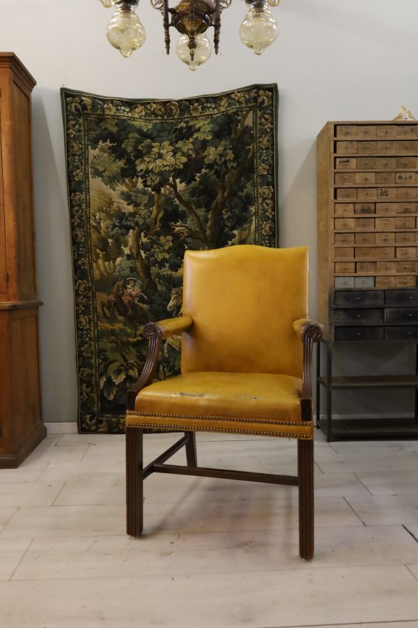 Leather armchair Gainsborough - Image 1 | bevintage.ch