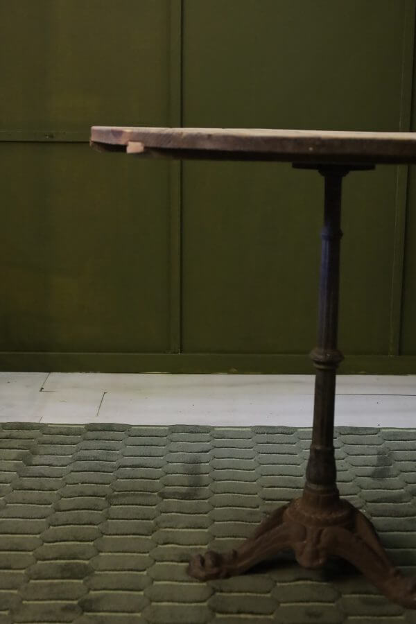 Antiker runder Tisch aus Tanne - Image 2 | bevintage.ch