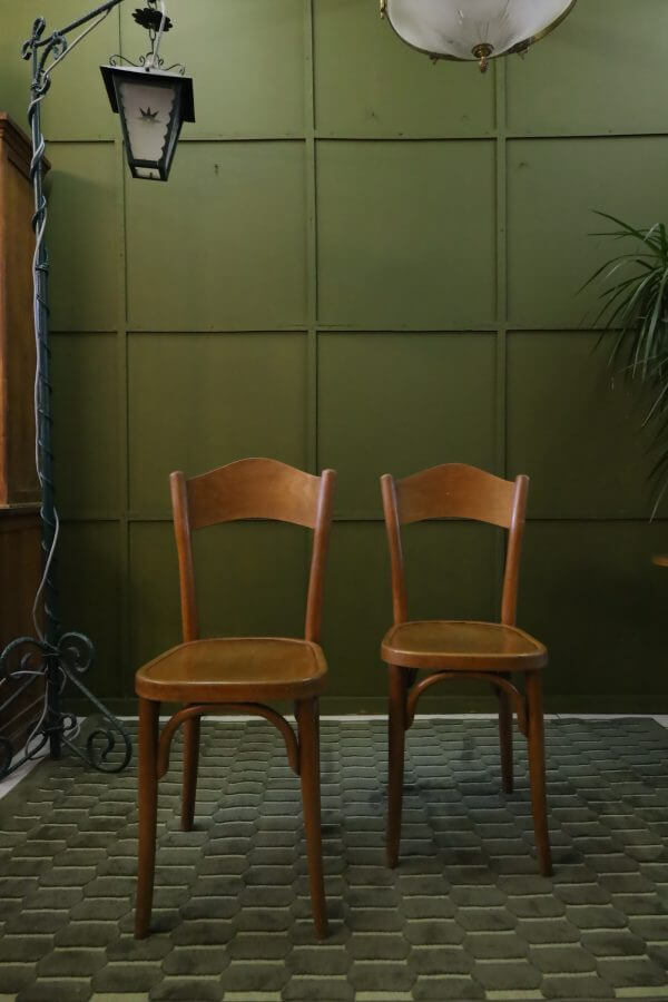 Horgenglarus Chairs - Image 1 | bevintage.ch