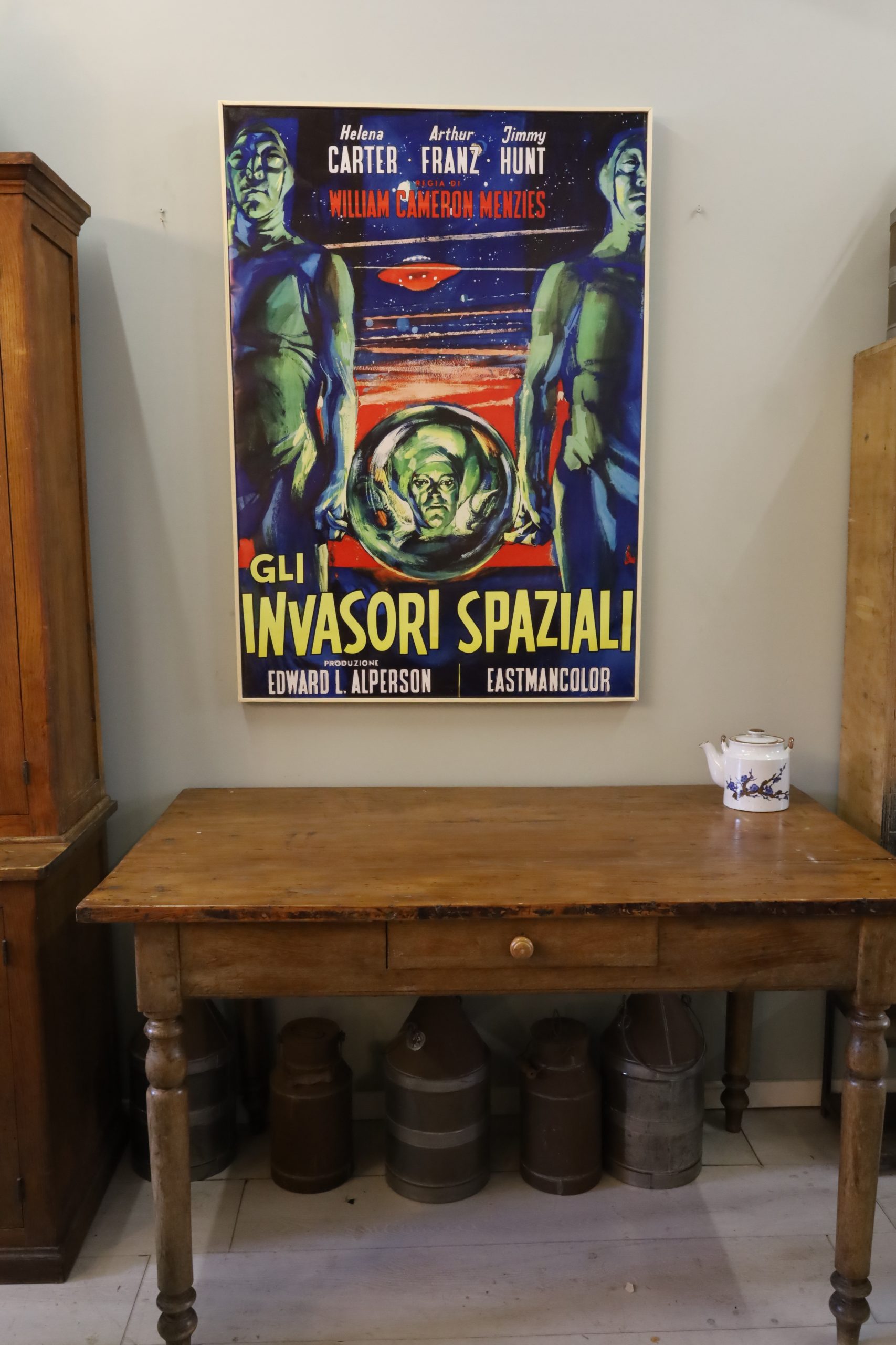Large Vintage Poster - Gli Invasori Spaziali