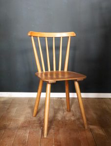 Chaise vintage (n° 6)