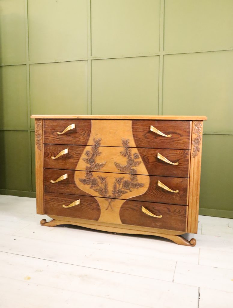 Commode exceptionnelle - Chêne - Mid Century