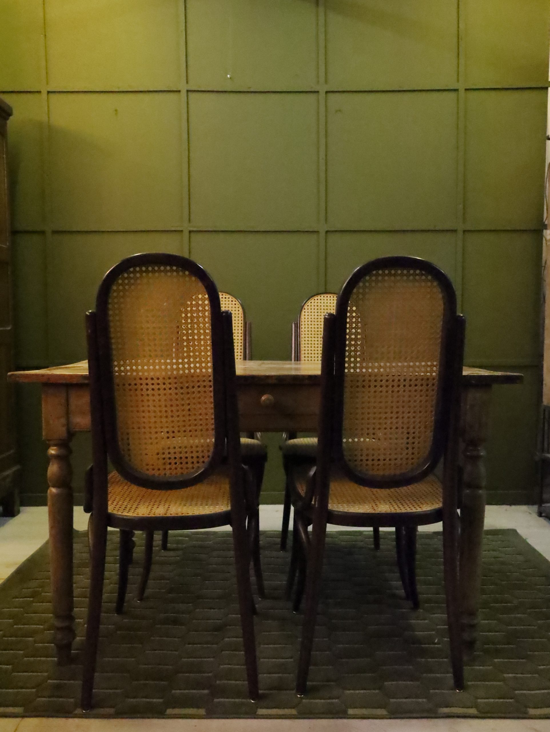 Dark stained chairs in Thonet style - 4 pcs