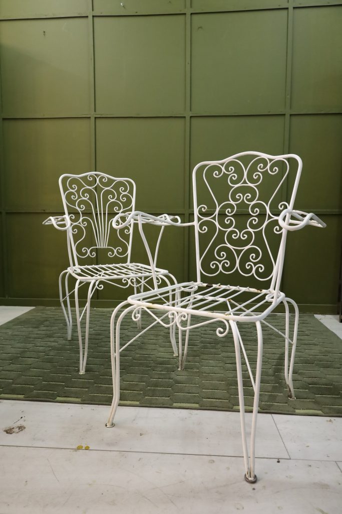 White garden chairs - 23 pcs