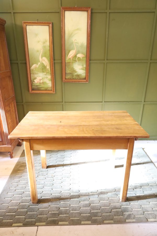 Table vintage en hêtre
