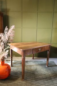 Walnut table with drawer - 40s/50s