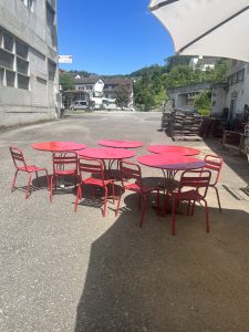 Garden table round red - new powder-coated - 60s - 1/5 pcs.