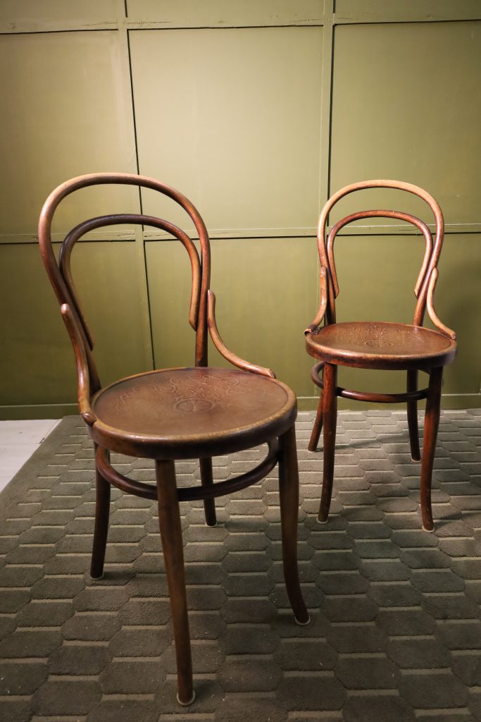 Stühle Jugendstil – Anfang 20. Jahrhundert – Thonet Nr 14 – 1/2 Stk