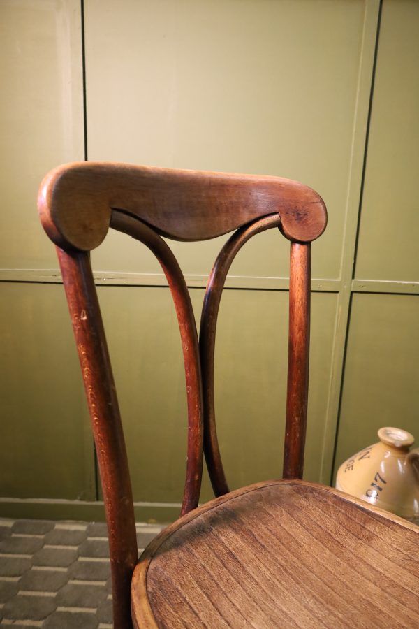 Chaise ancienne Art Nouveau