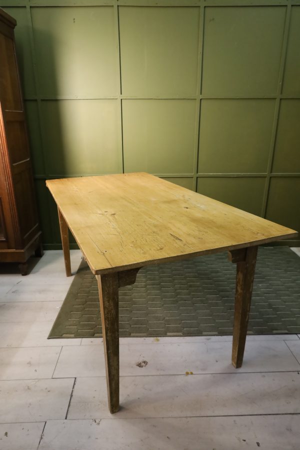 Table antique Art Nouveau sapin