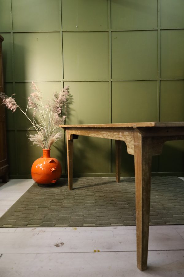 Table antique Art Nouveau sapin