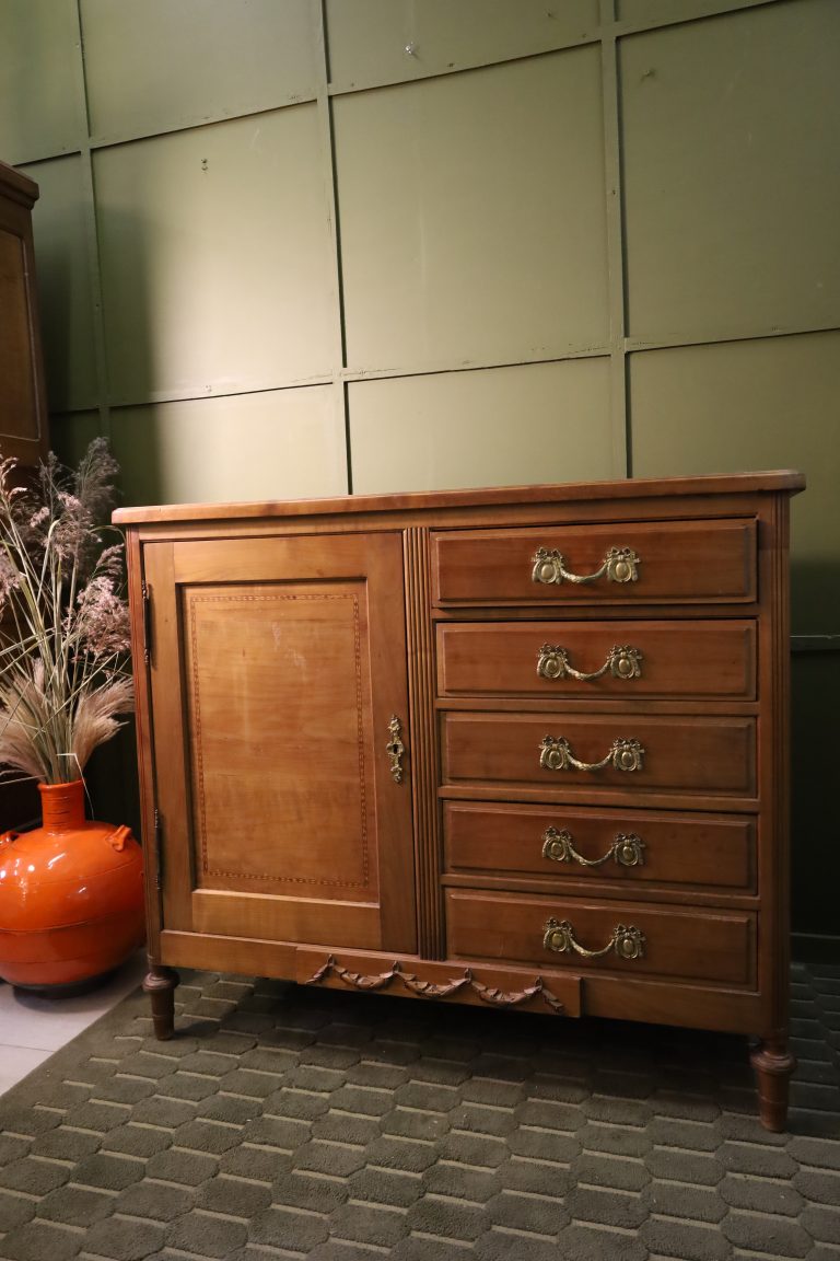 Commode en cerisier