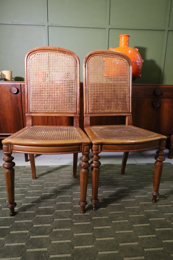 Walnut chairs with Viennese wickerwork