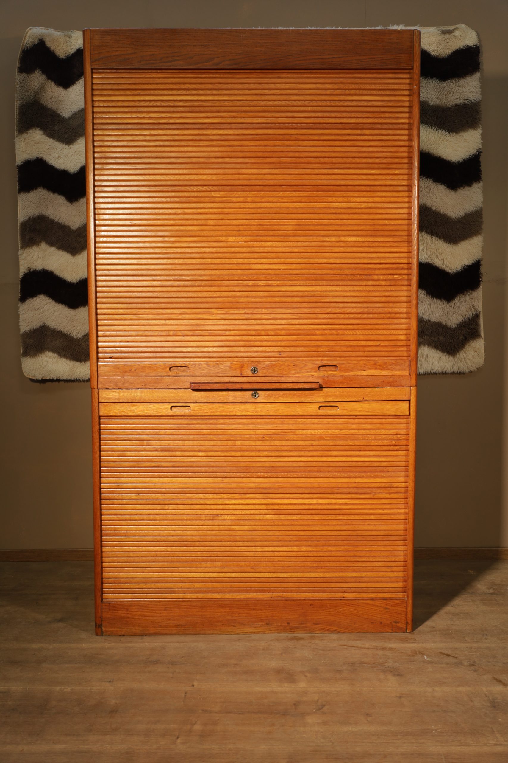 Large lateral cupboard - Mid Century