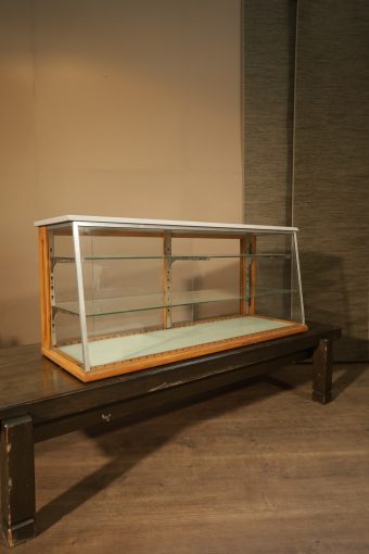 Vitrine - années 50