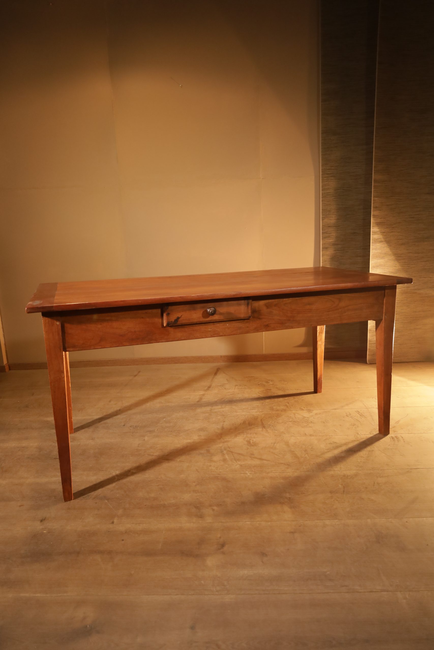 Table Biedermeier en cerisier