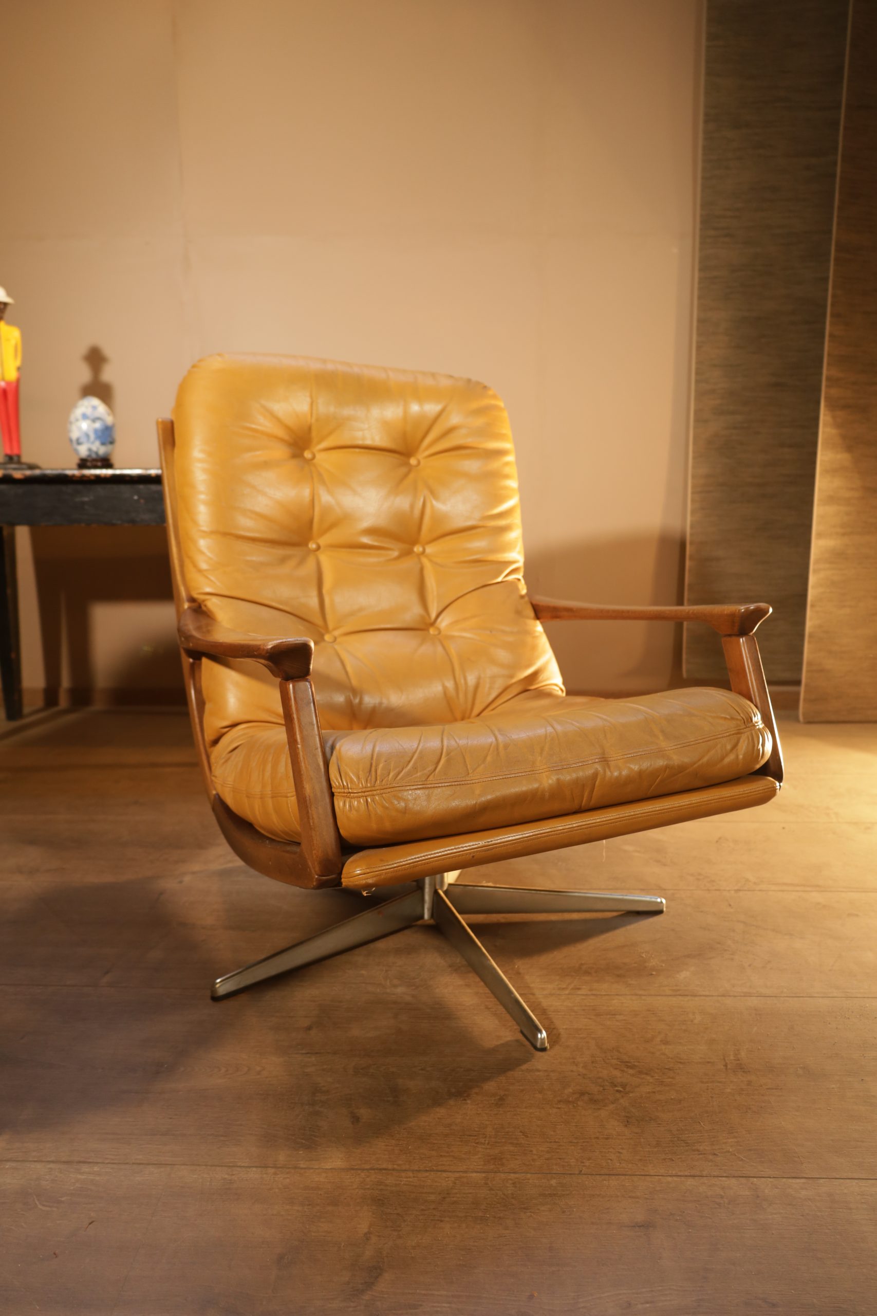 Fauteuil lounge vintage par Eugen Schmidt pour Soloform - années 1970 - 1/2 pièce