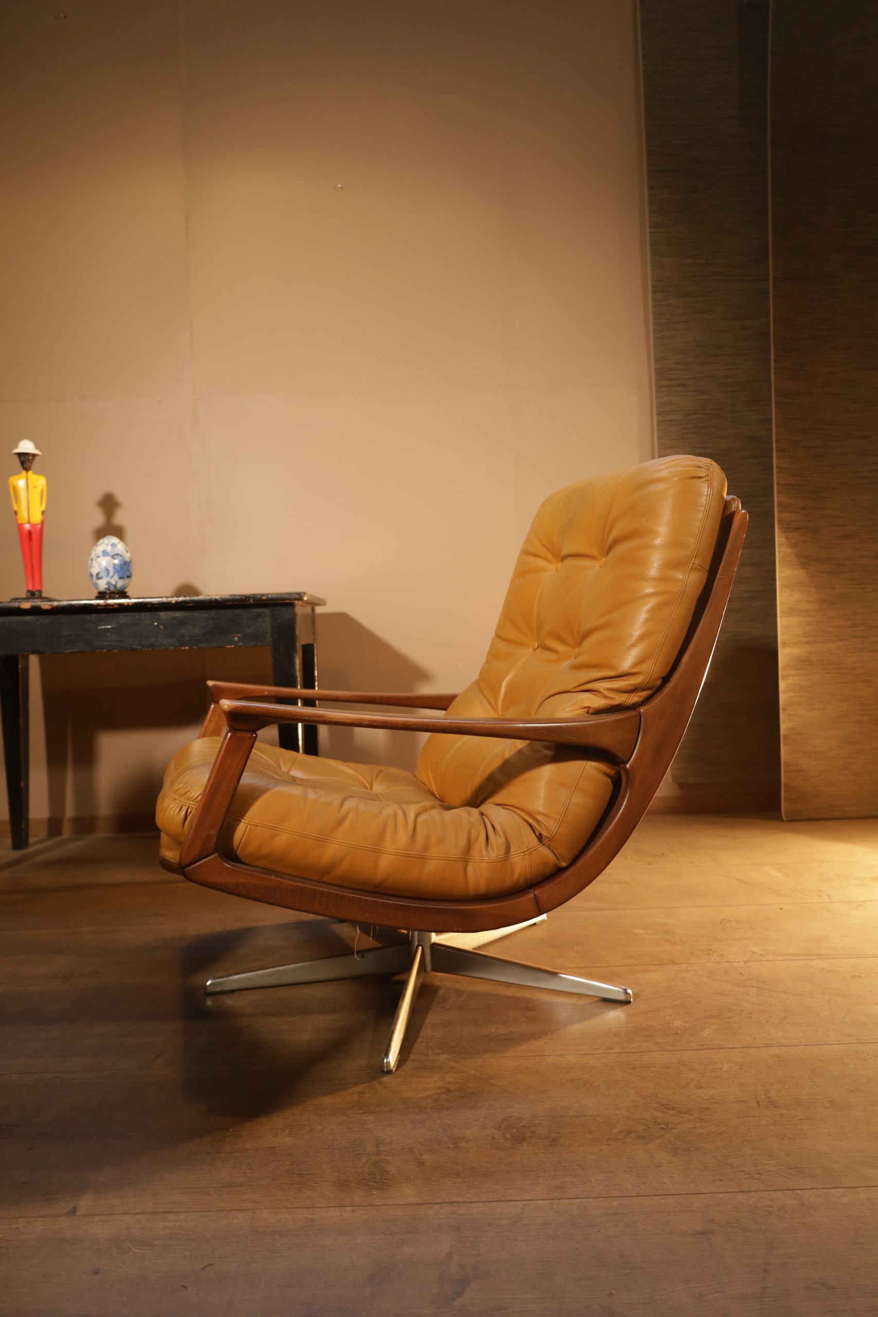 Fauteuil lounge vintage par Eugen Schmidt pour Soloform - années 1970 - 1/2 pièce