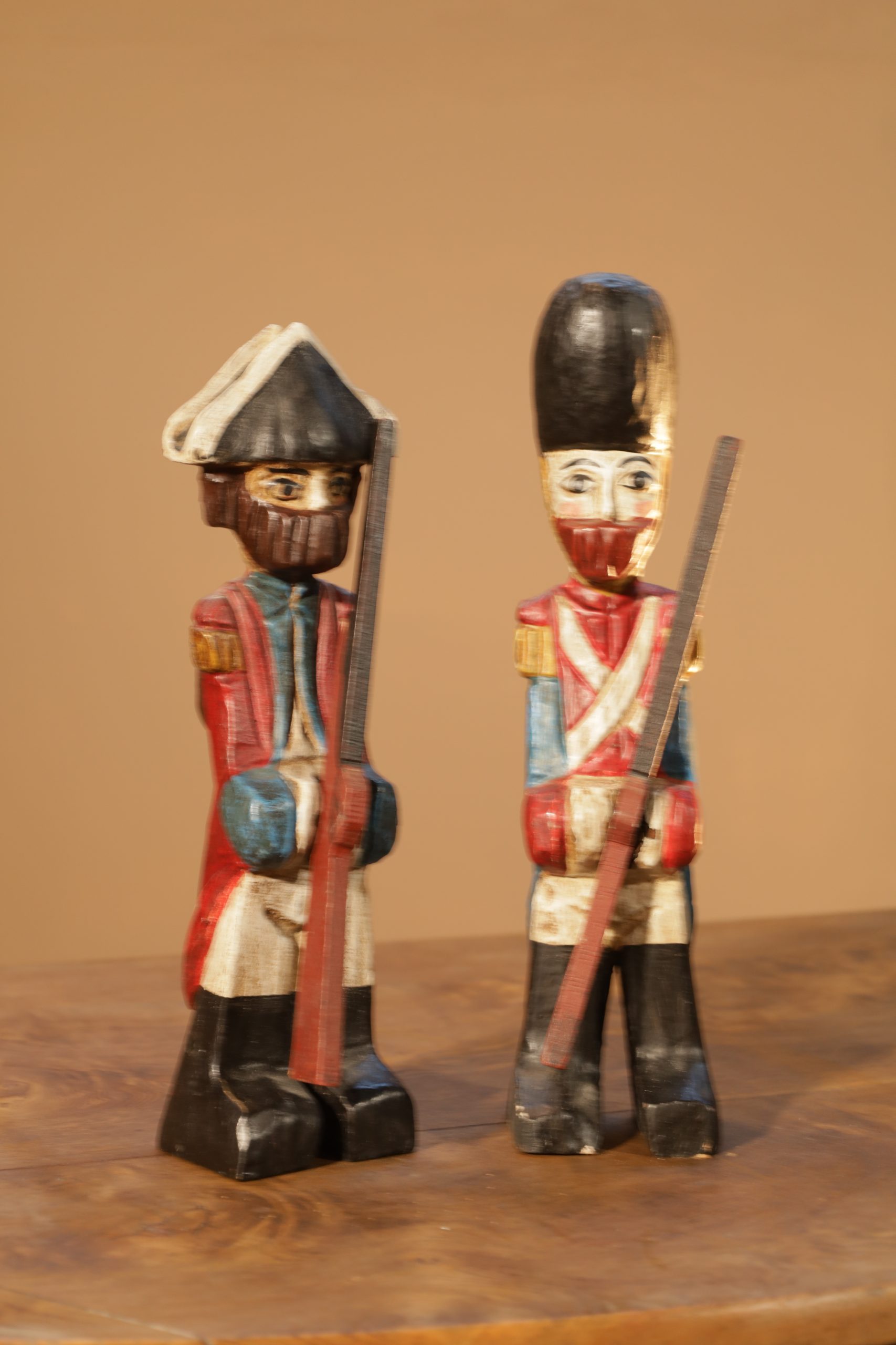 Figurines en bois de soldats - antique