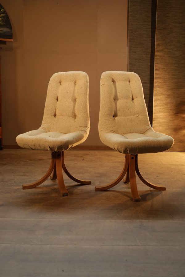 Chaises rembourrées vintage