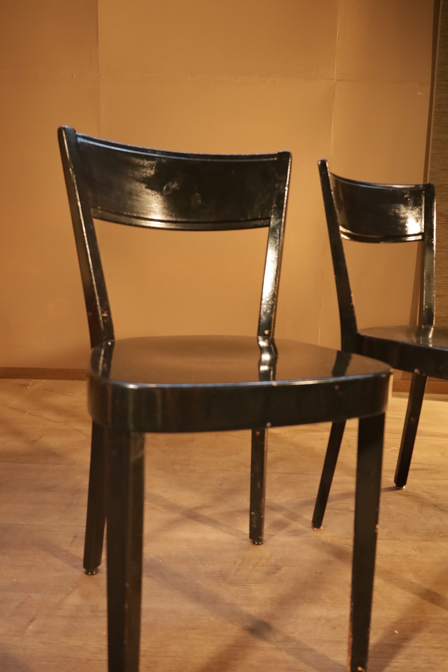 Horgenglarus Lotus chair - black - 1/14 pcs.
