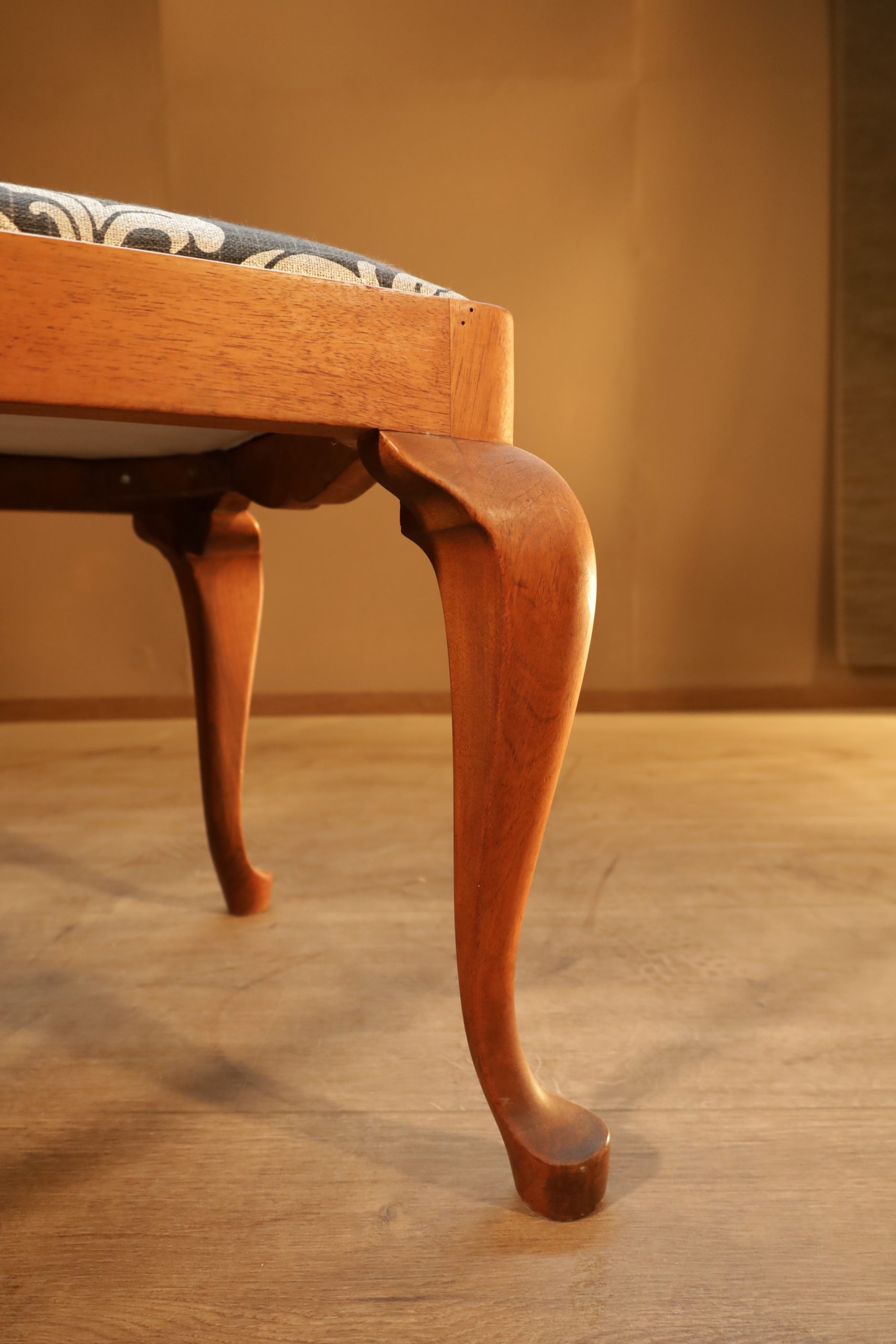 Antique chair 19th century - walnut