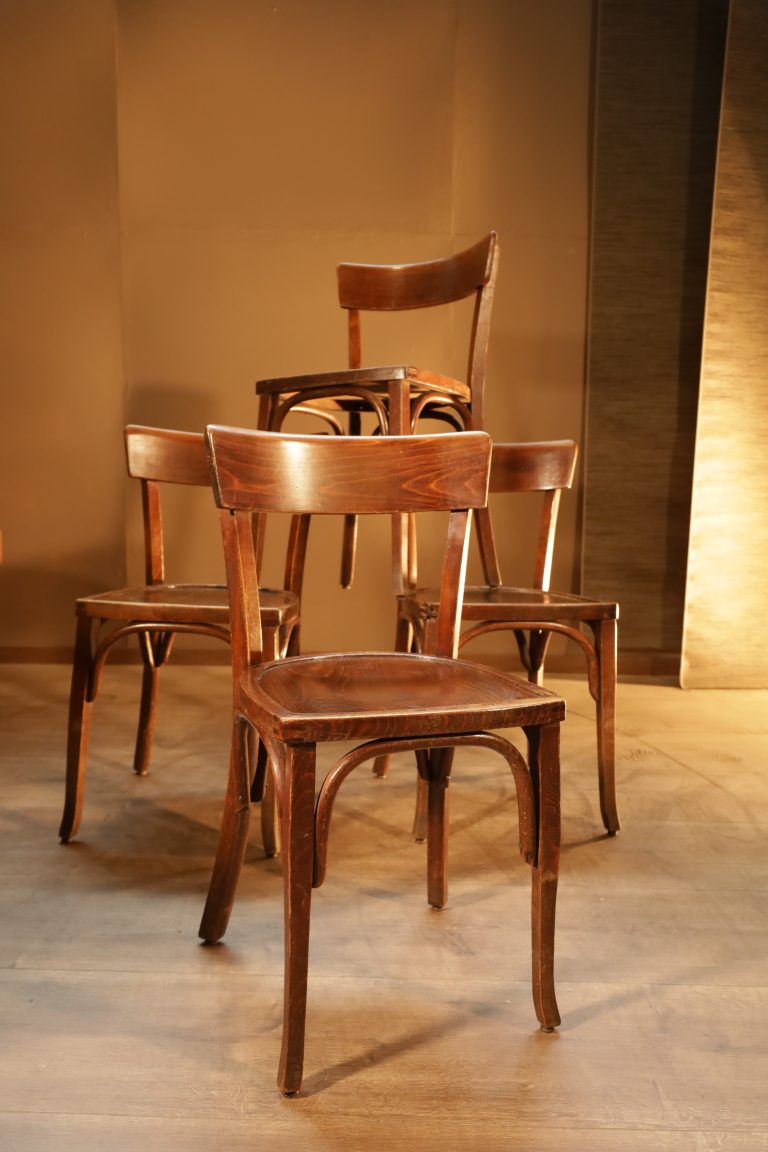 Chaises anciennes