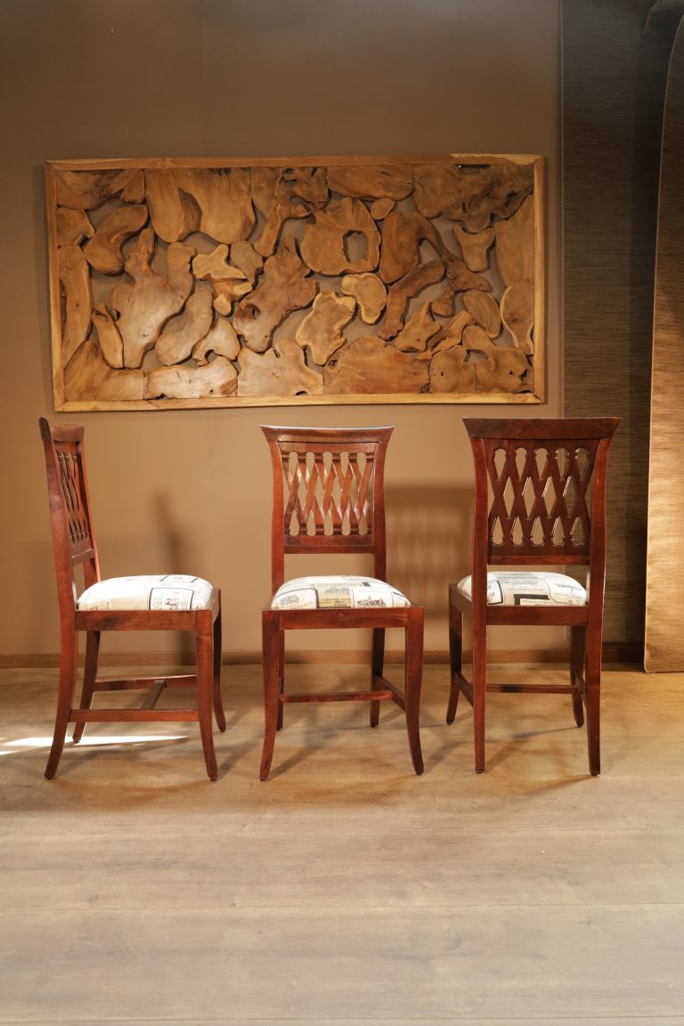 Solid dining chairs
