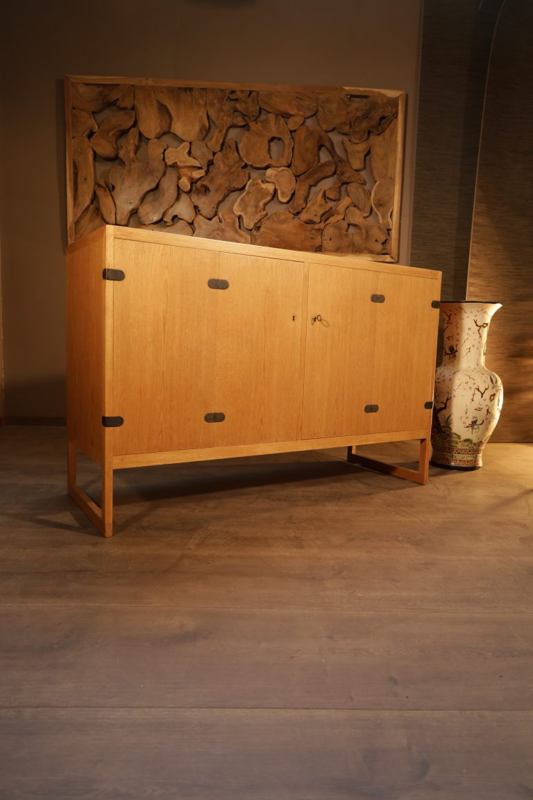Børge Mogensen - BM 57 Highboard